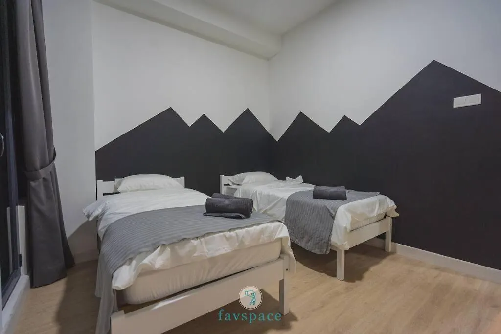 Cozy 3 Bedrooms - 2 Parkings - Jalan Ampang For 7 Kuala Lumpur Apartment